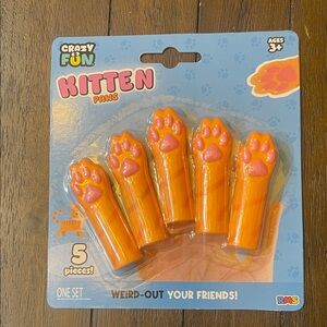 Crazy Fun Kitten Paws Toy Set